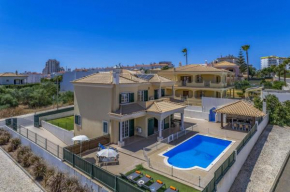 Villa Carvalho by Villa Plus